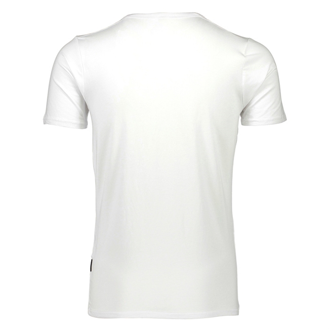2 stk. Lækre Bambus Undertrøjer / T-shirt fra Lindbergh med rund hals i hvid.