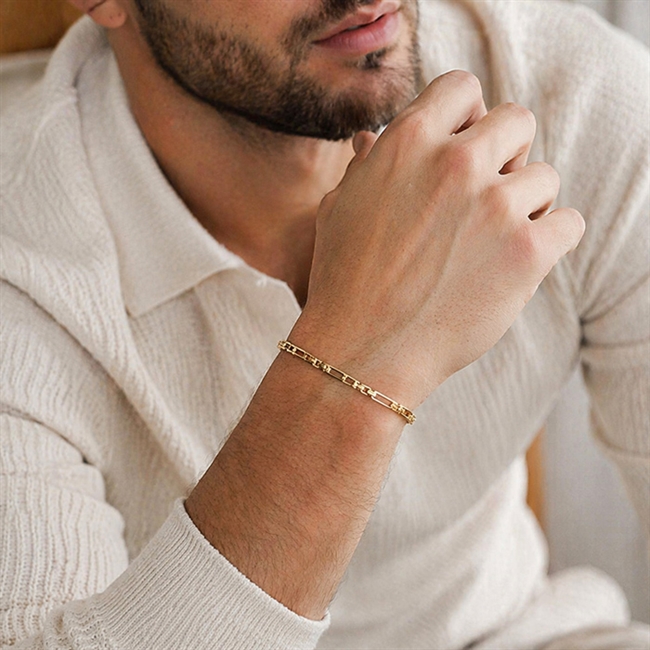 Armbånd 3mm Guldtonet Design