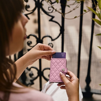 Premium Emboss Rose Diamond fra Secrid