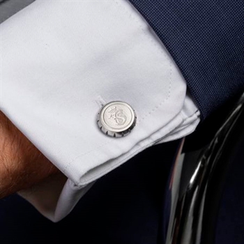 Stilfulde mat sølvtone manchetknapper fra Festina.
