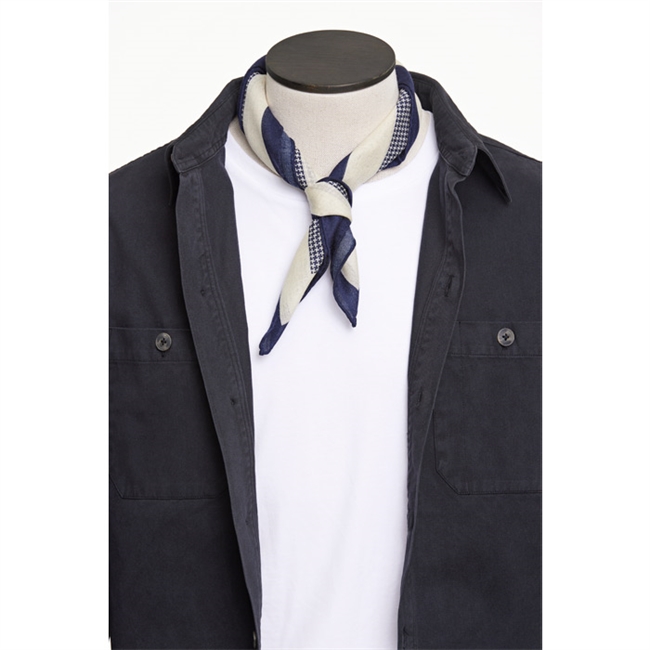Moderne houndstooth mønstret bandana i navy fra Lindbergh