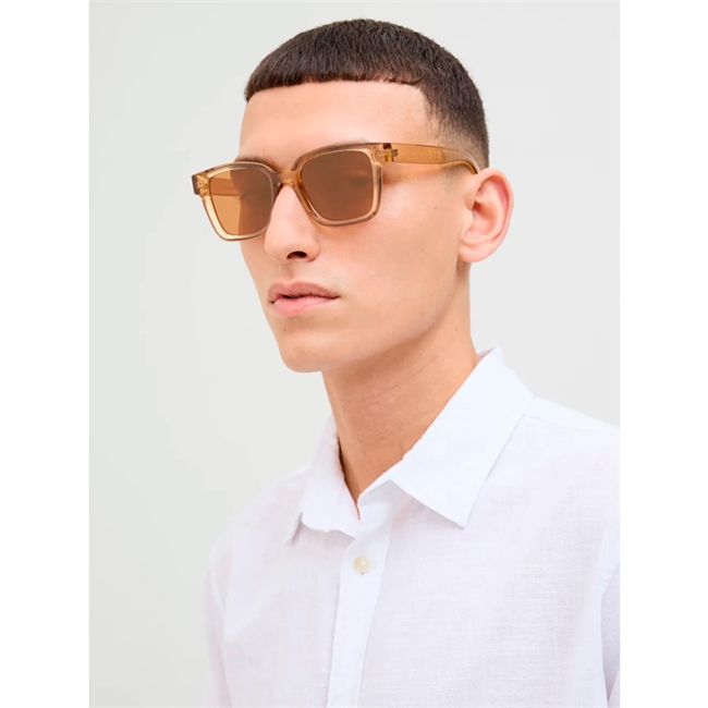 Pæne sommer solbriller i lyse brun fra Jack & Jones