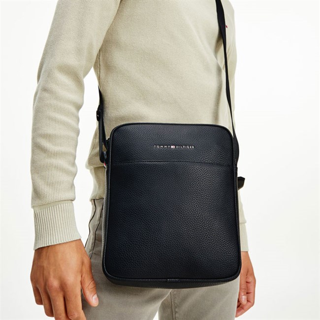 Tommy Hilfiger Essential PU Reporter