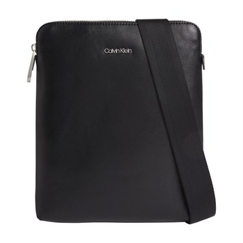 Calvin Klein Minimalism Flatpack Taske