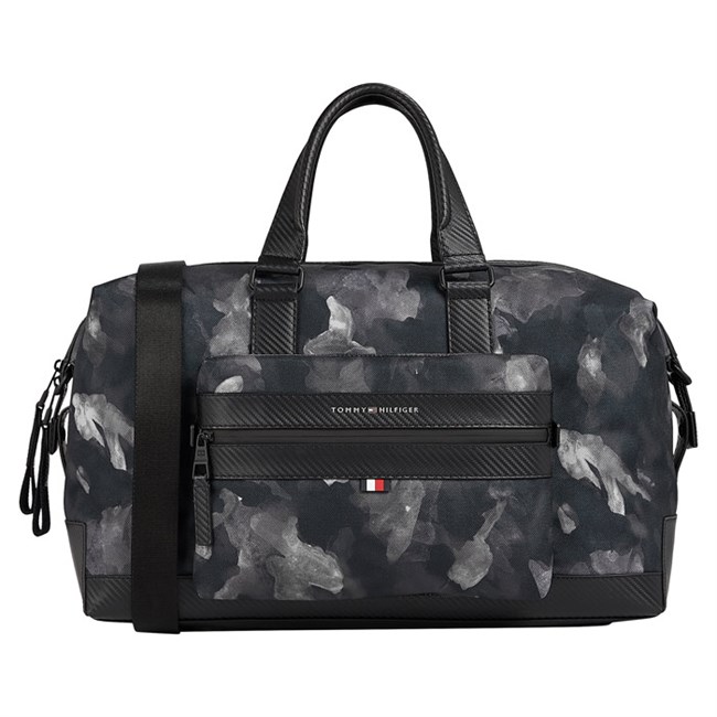 Tommy Hilfiger Elevated Nylon Camo Weekend Bag