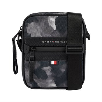 Tommy Hilfiger Elevated Nylon Camo Mini Reporter