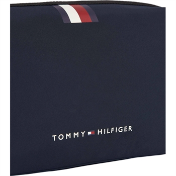 lækker og smart blå Tommy Hilfiger toilettaske