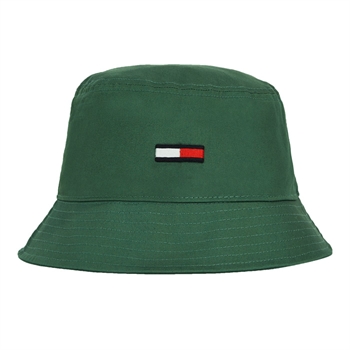 Tommy Jeans Flag Bucket Urban Green bøllehat