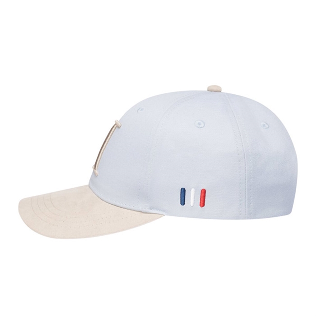 Lækker lyseblå cap med sandfarvet detaljer fra Les Deux.