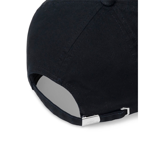Lækker logo cap i sort fra Mads Nørgaard