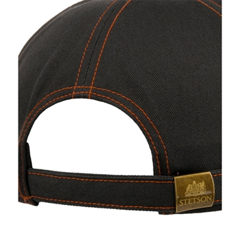 Stilren Trucker Cap i støvet grøn / brun fra Stetson