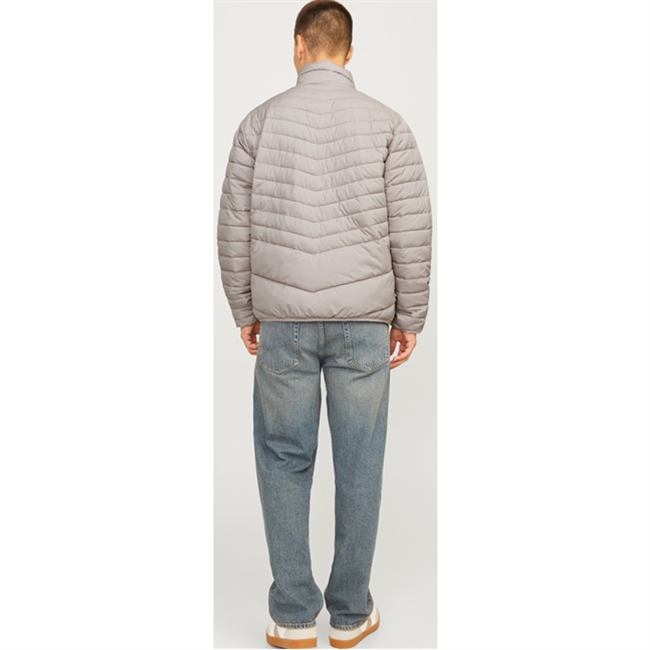 Behagelig smart jakke i lys sand farve fra Jack & Jones