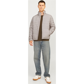 Behagelig smart jakke i lys sand farve fra Jack & Jones