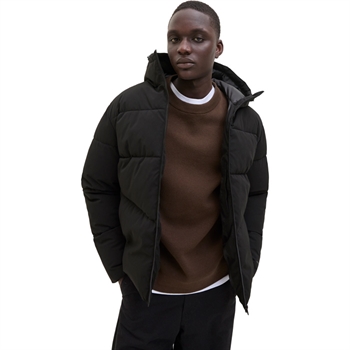 Lækker og behagelig puffer jakke i sort fra Jack & Jones