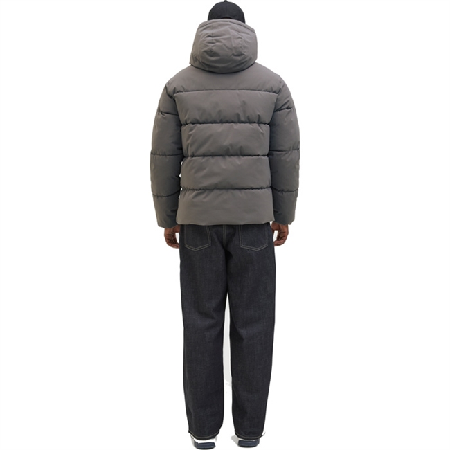 Lækker og behagelig puffer jakke i grå fra Jack & Jones