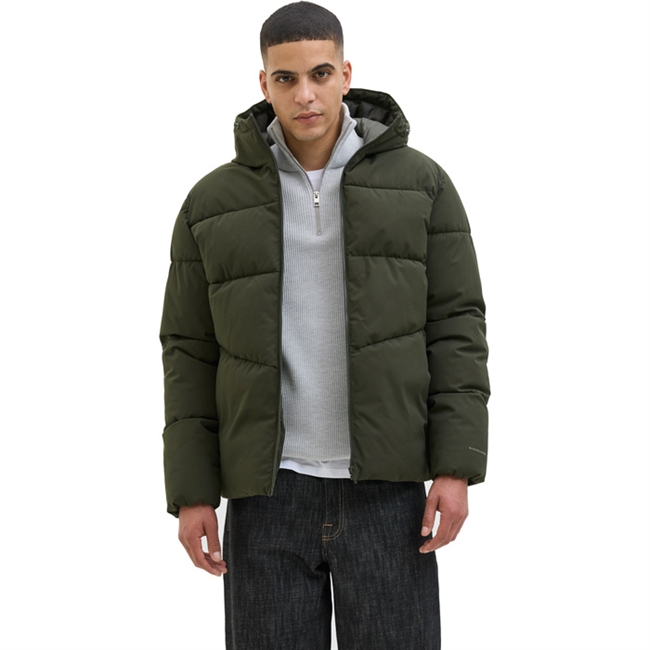 Lækker og behagelig puffer jakke i grøn fra Jack & Jones