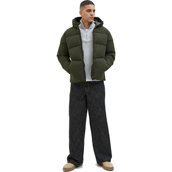 Lækker og behagelig puffer jakke i grøn fra Jack & Jones