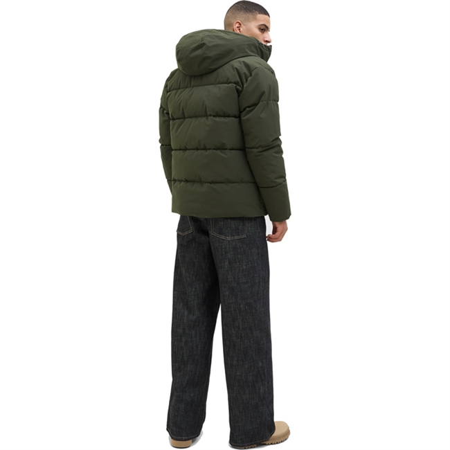 Lækker og behagelig puffer jakke i grøn fra Jack & Jones
