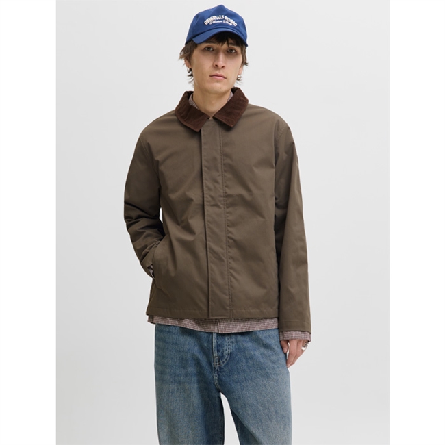 Moderne pæn jakke i mørkebrun fra Jack & Jones