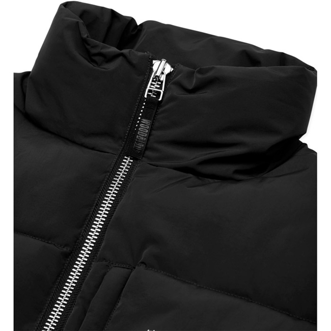 Moderne sort puffer jakke fra Woodbird
