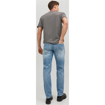Smarte lyseblå jeans fra Jack & Jones 