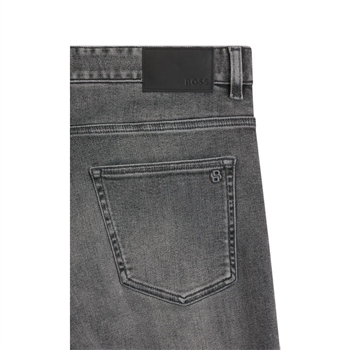 Klassiske grå jeans i slim fit fra BOSS