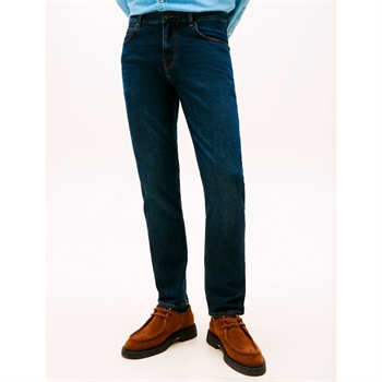 Stilrene straight fit jeans i mørkeblå fra Tommy Hilfiger
