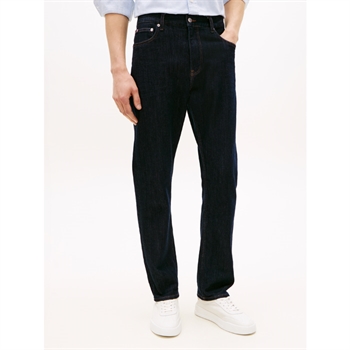 Stilrene regular fit jeans i mørkeblå fra Tommy Hilfiger