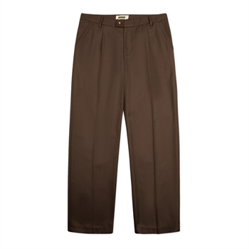 Stilrene brune habitbukser i loose fit fra Woodbird