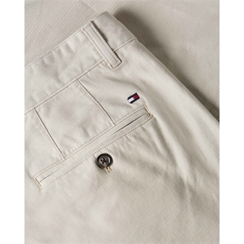 Lys Beige Chino Bukser fra Tomme Hilfiger.