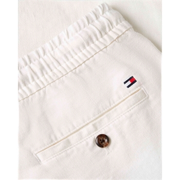 Flotte relaxed tapered fit hørbukser i hvid fra Tommy Hilfiger