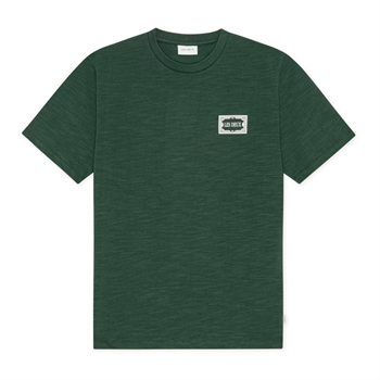 Stilren t-shirt i mørkegrøn med logo fra Les Deux