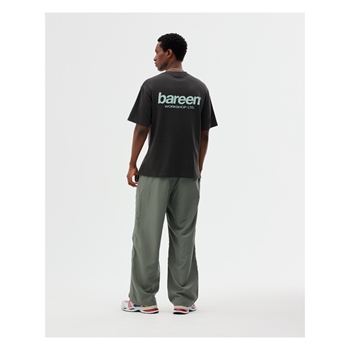Bareen sort box fit / oversize t-shirt med print på ryggen