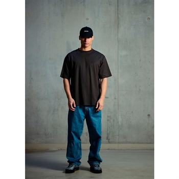 Bareen vintage sort box fit / oversize t-shirt med logo på ryggen.