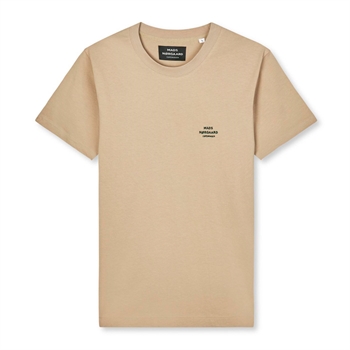 Pæn beige basis t-shirt fra Mads Nørgaard med logo