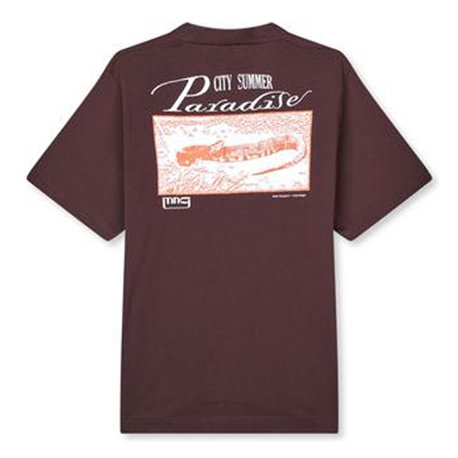 Lækker brun jersey t-shirt med print på ryggen fra Mads Nørgaard