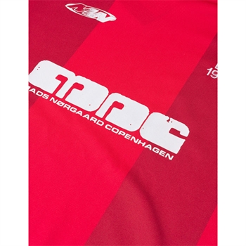 Klassisk football t-shirt i rød fra Mads Nørgaard
