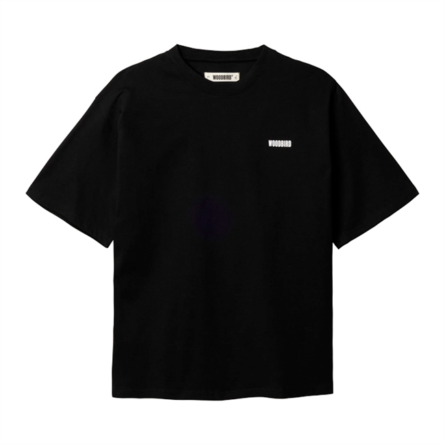 Moderne sort t-shirt med print på ryggen fra Woodbird