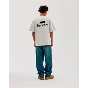 Bareen grå box fit / oversized t-shirt med logo på front og ryg