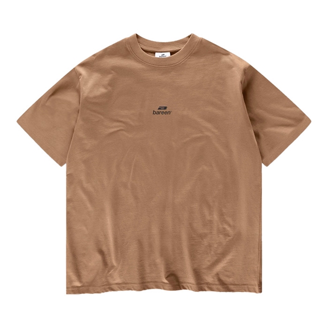Bareen brun box fit / oversized t-shirt med logo på front og ryg