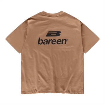Bareen brun box fit / oversized t-shirt med logo på front og ryg