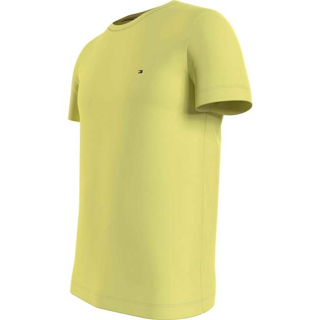 Stærk gul t-shirt med stræk fra Tommy Hilfiger.