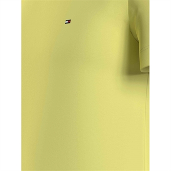 Stærk gul t-shirt med stræk fra Tommy Hilfiger.