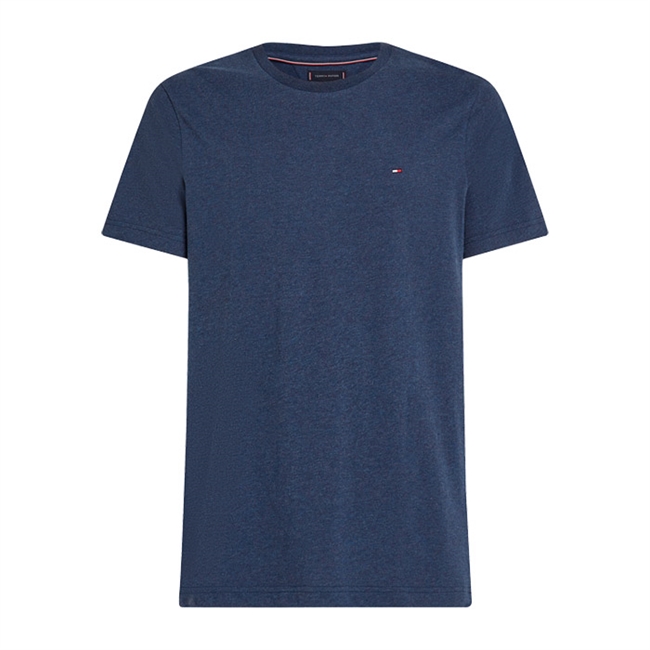 Pæn og klassisk t-shirt i blå med logo fra Tommy Hilfiger