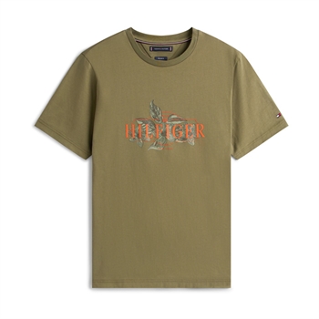 Flot grøn t-shirt med orange print på brystet fra Tommy Hilfiger