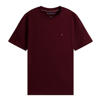 Klassisk bordeaux farvet t-shirt med logo fra Tommy Hilfiger