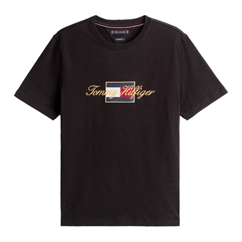 Pæn og moderne t-shirt i sort med print fra Tommy Hilfiger