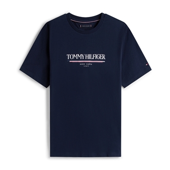 Pæn og moderne love t-shirt i blå fra Tommy Hilfiger