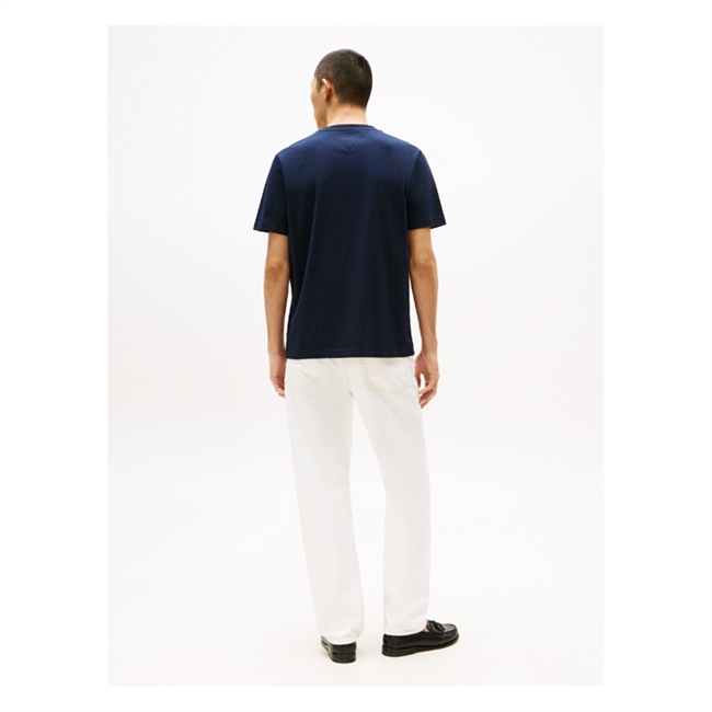 Pæn og moderne love t-shirt i blå fra Tommy Hilfiger