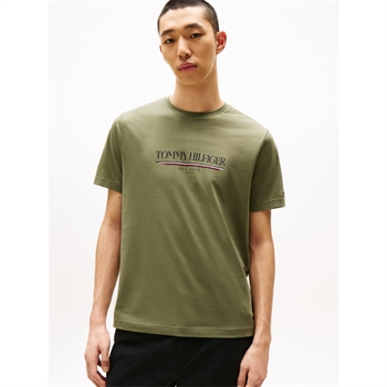Pæn og moderne love t-shirt i grøn fra Tommy Hilfiger